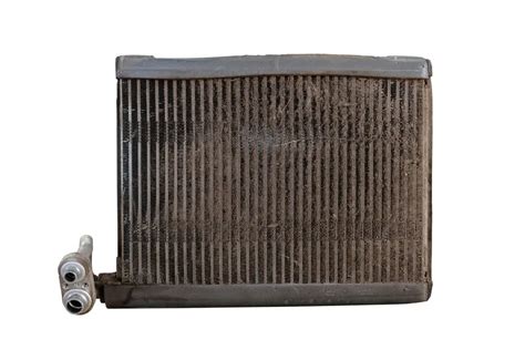 how to clean car condenser: why does a dirty condenser affect the performance of an air conditioner?